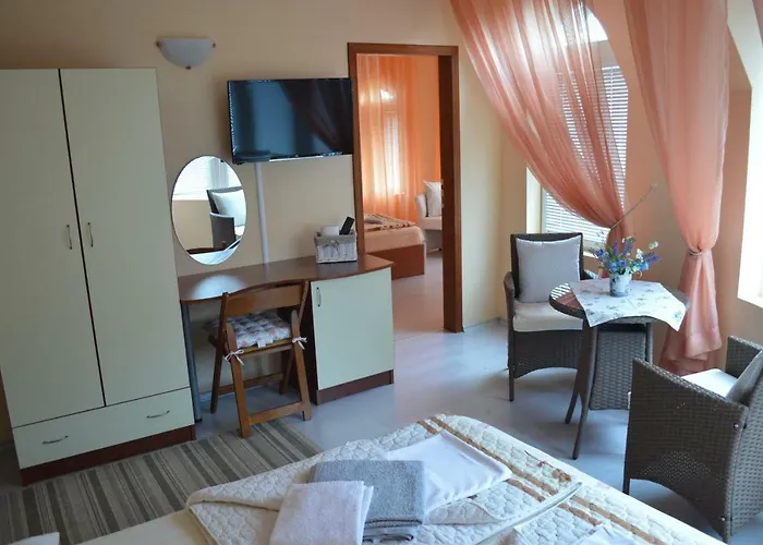 Dimana 3* تشيرنوموريتس