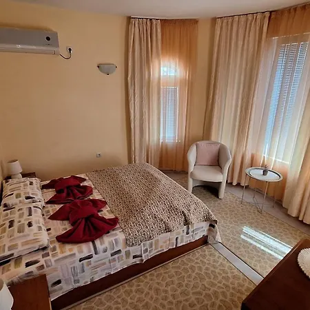 Dimana 3* Chernomorets